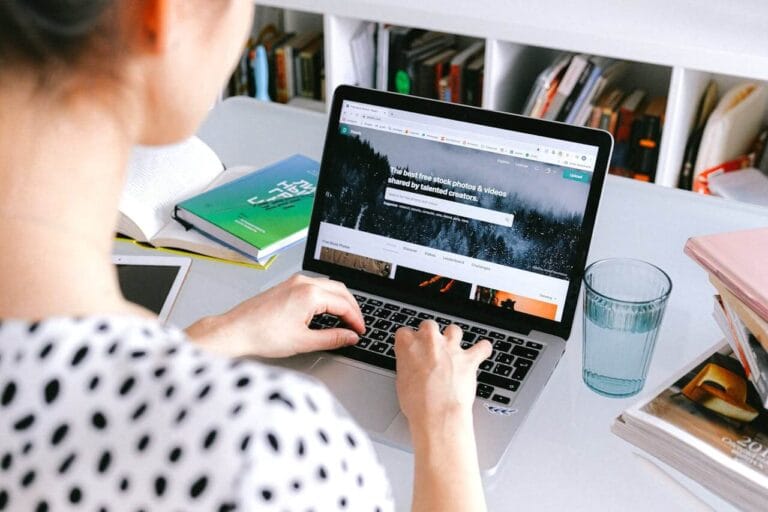 Fiverr SEO services for bloggers